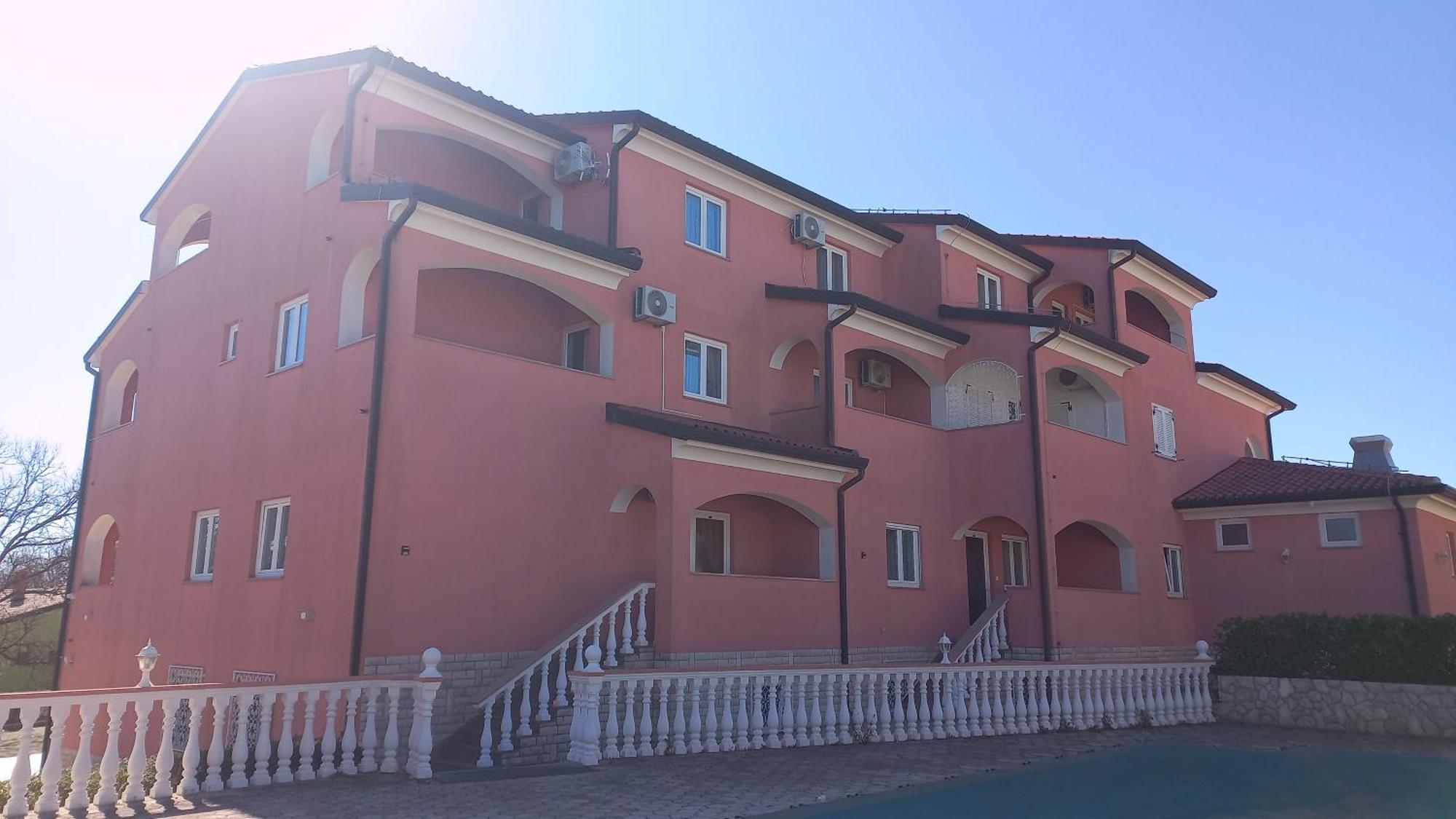 Apartments And Rooms Villa Chiara Крница Экстерьер фото